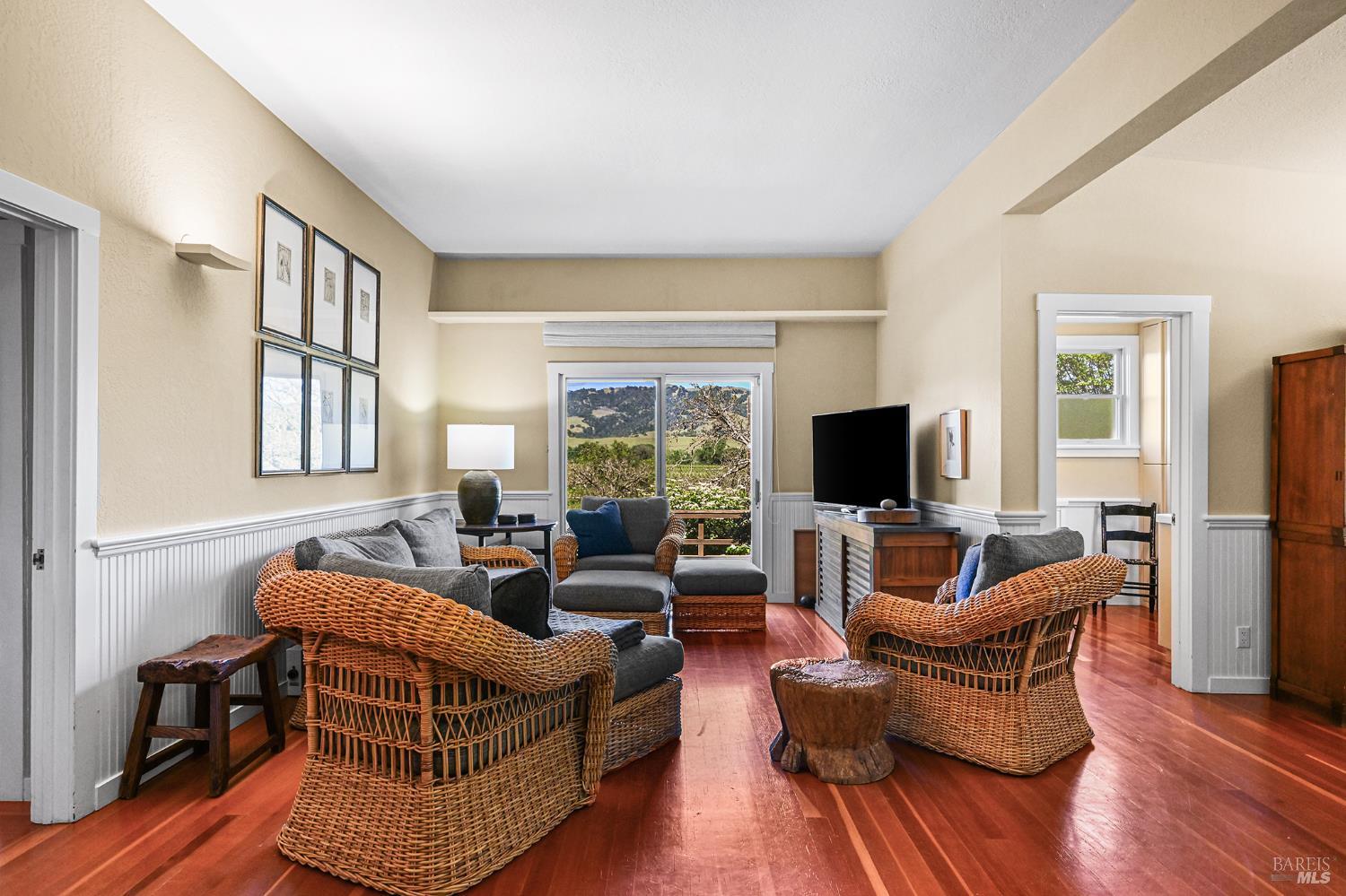 5520 W Soda Rock Lane