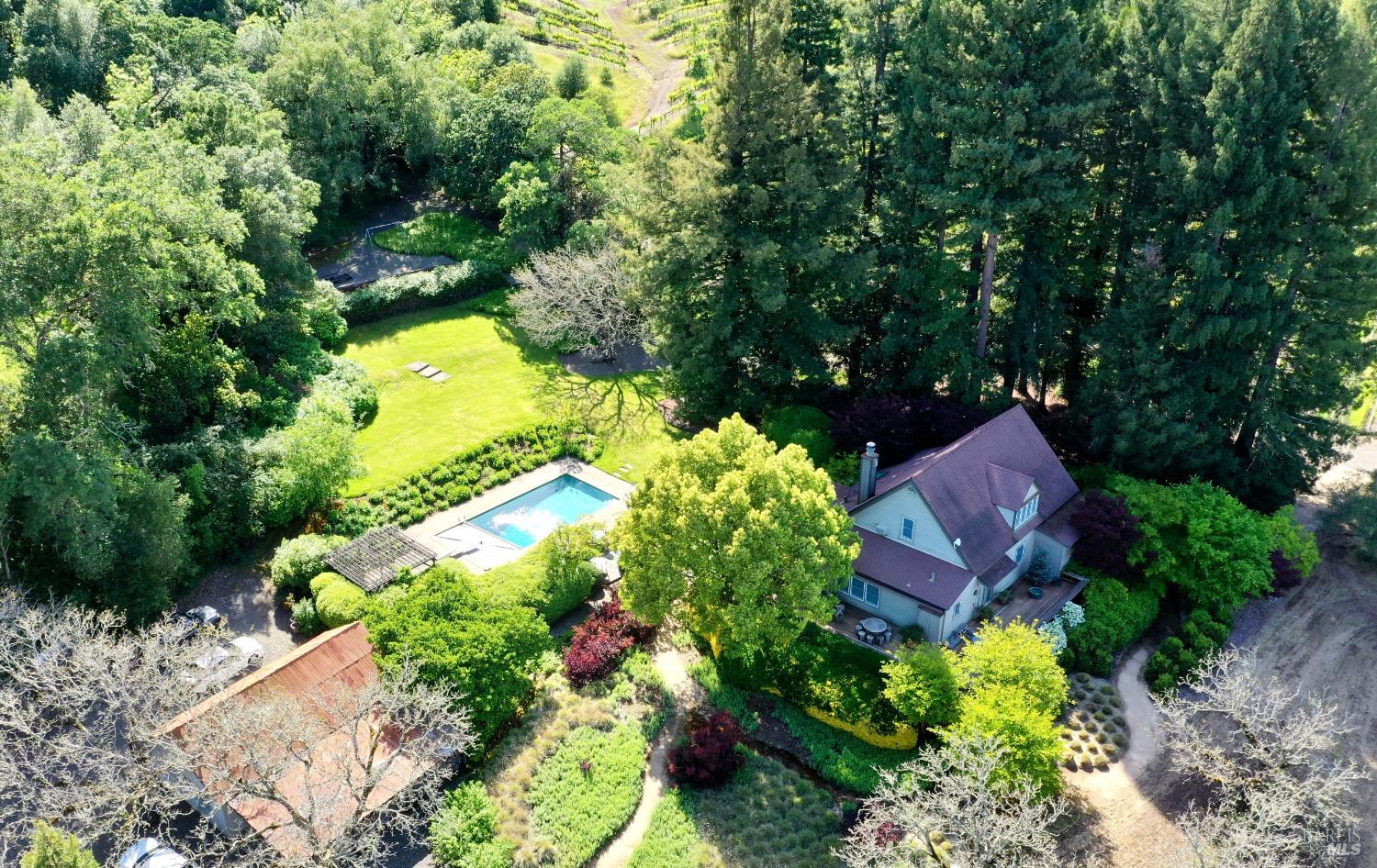 5520 W Soda Rock Lane