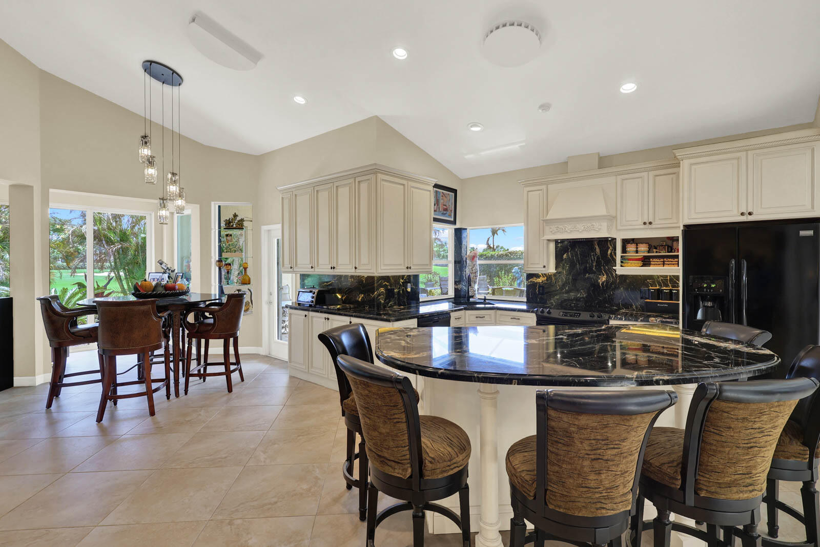 4084 SW Gleneagle Circle