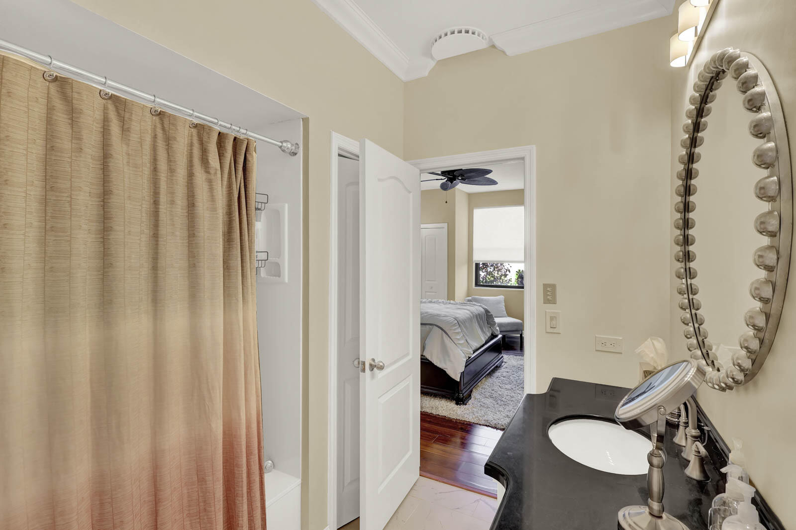 4084 SW Gleneagle Circle