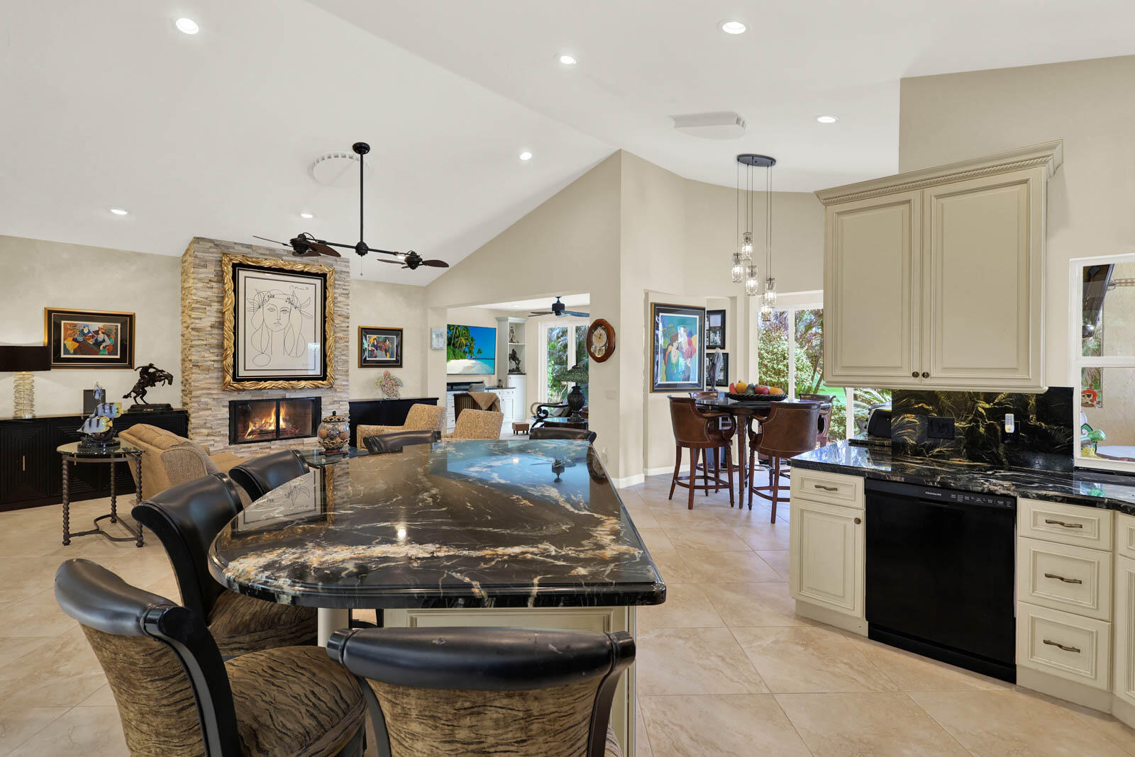 4084 SW Gleneagle Circle