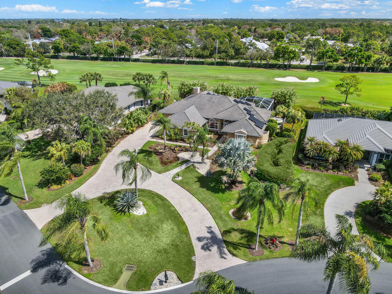 4084 SW Gleneagle Circle