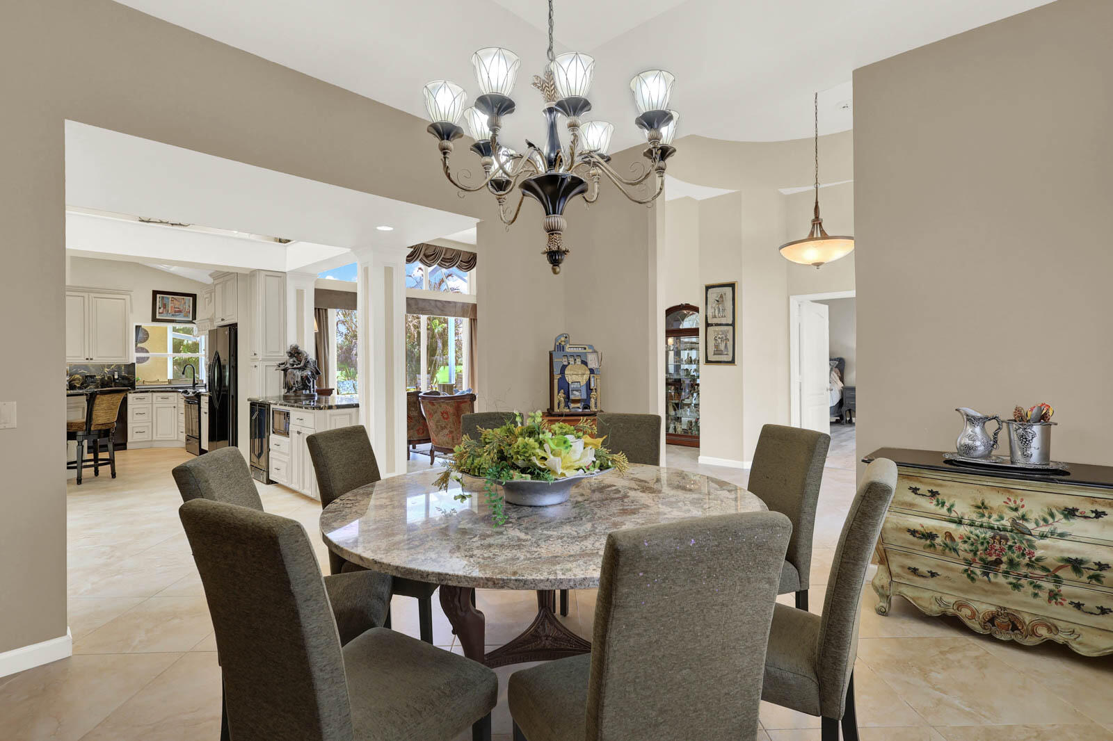 4084 SW Gleneagle Circle