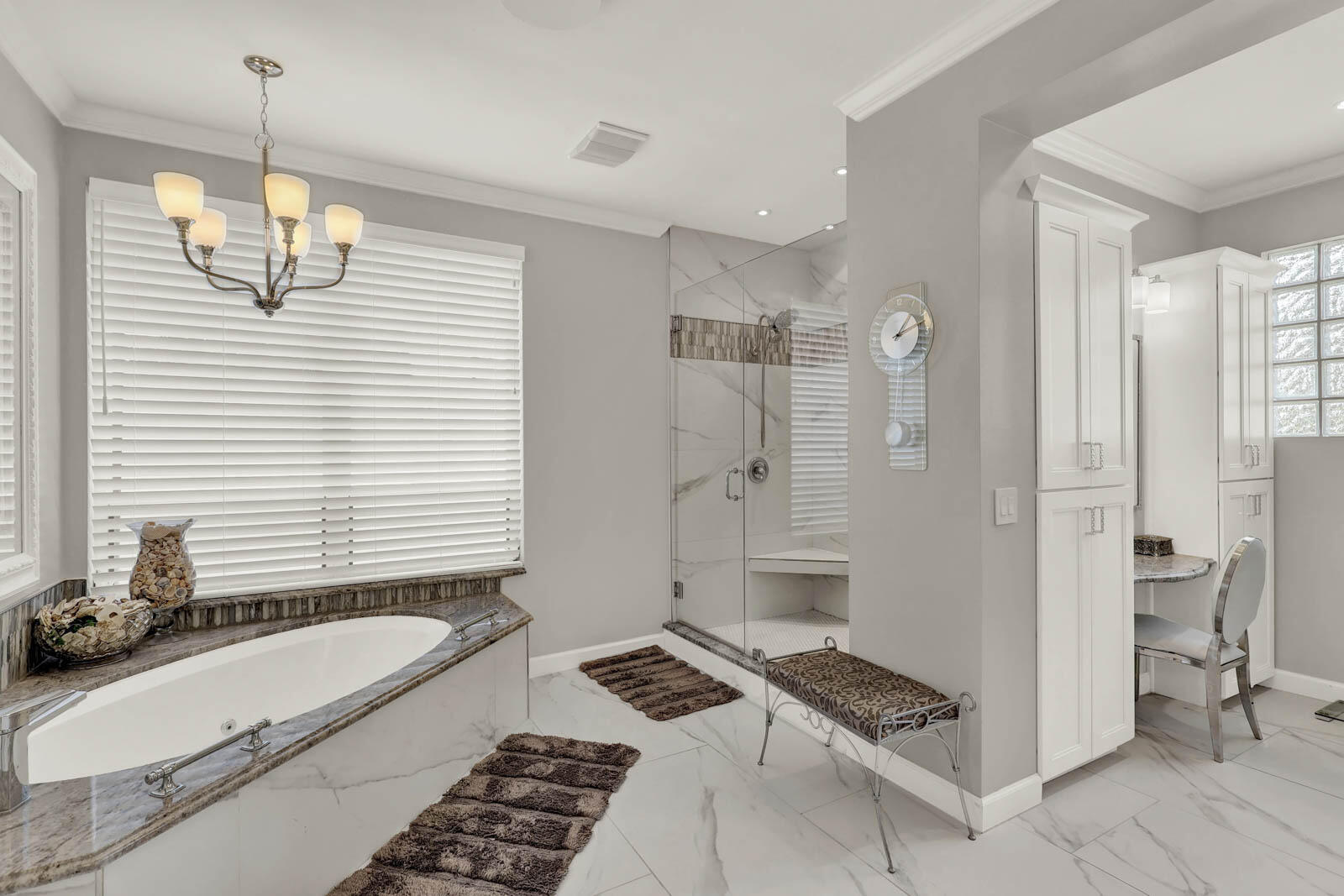 4084 SW Gleneagle Circle