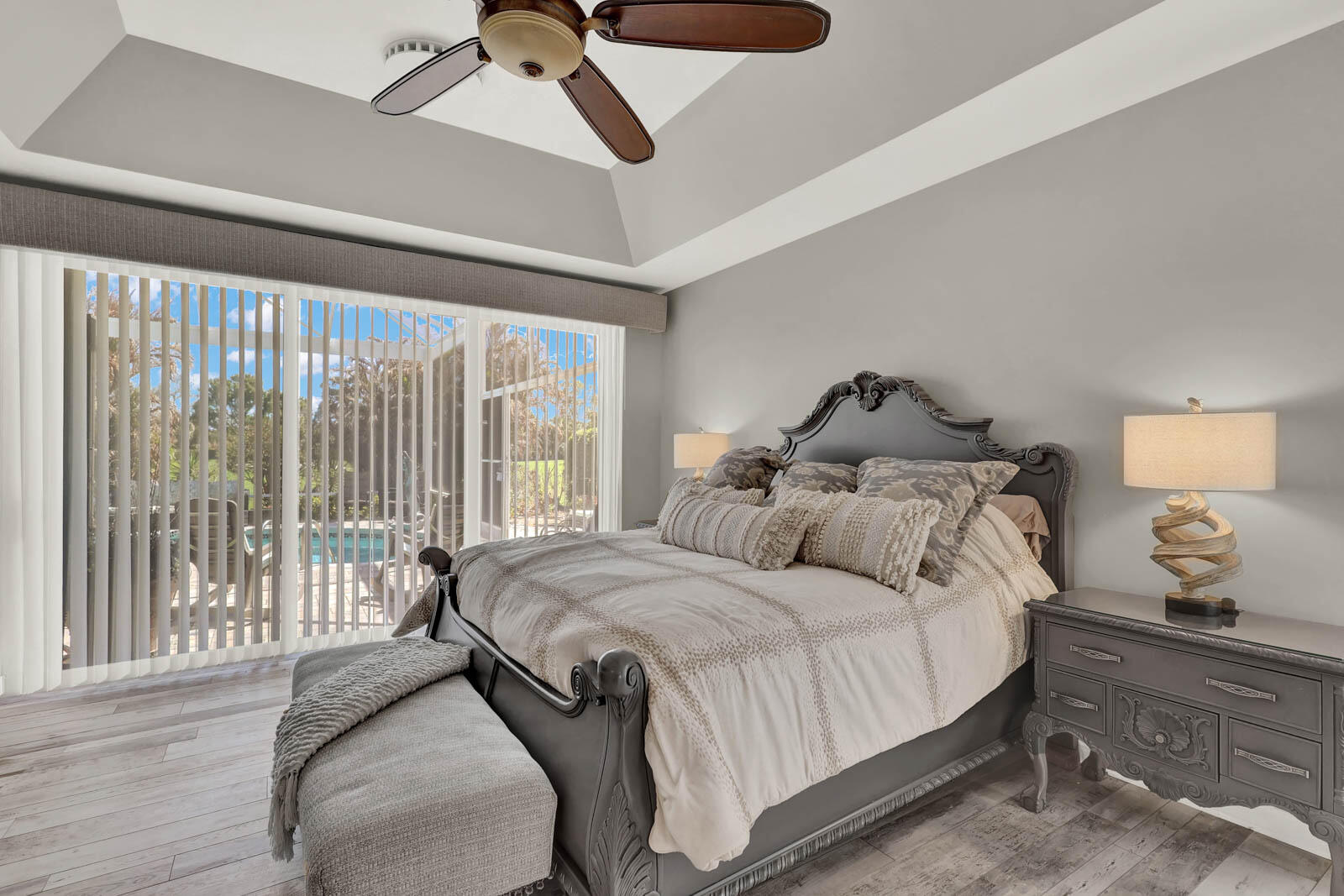 4084 SW Gleneagle Circle