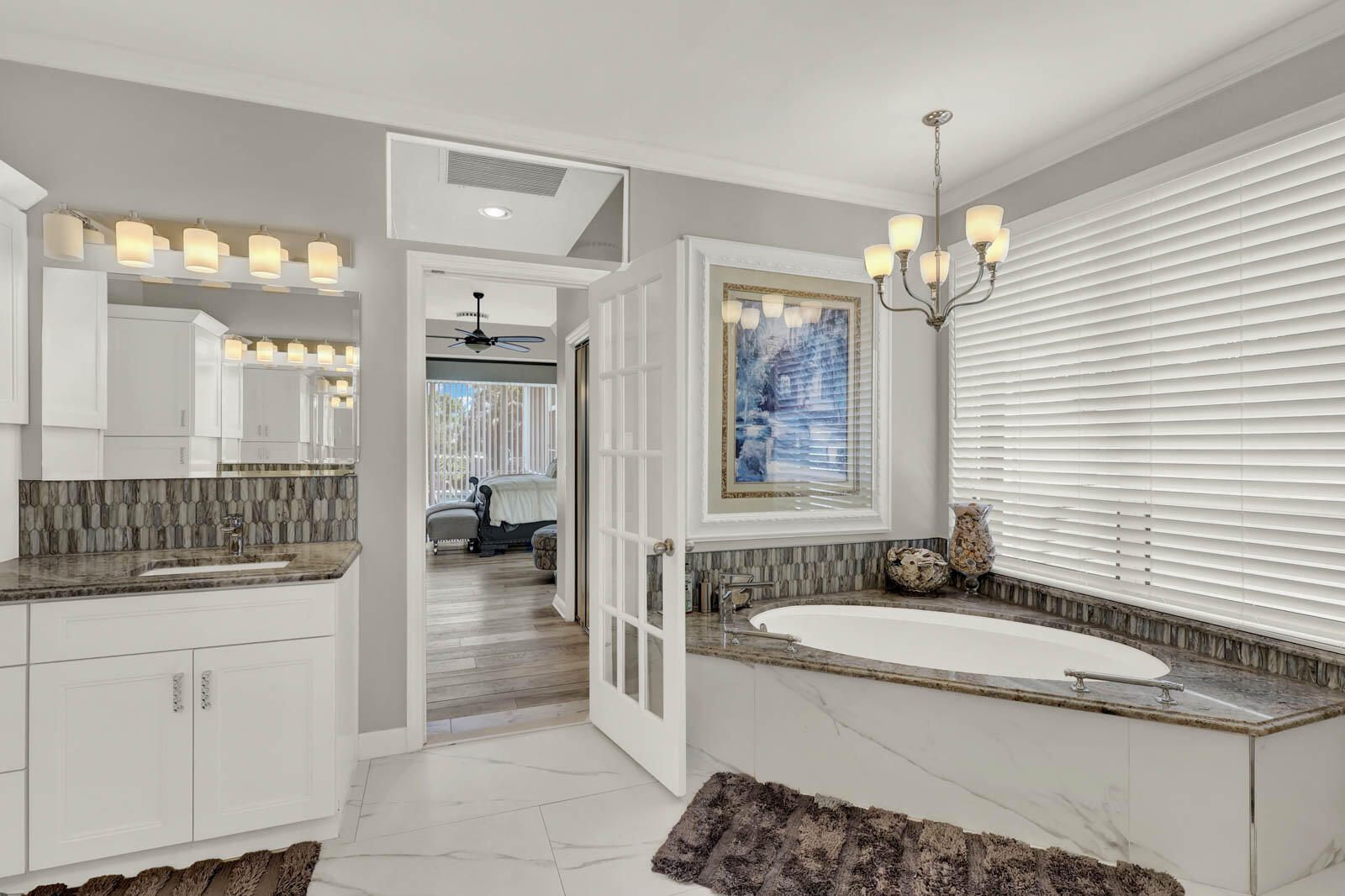 4084 SW Gleneagle Circle