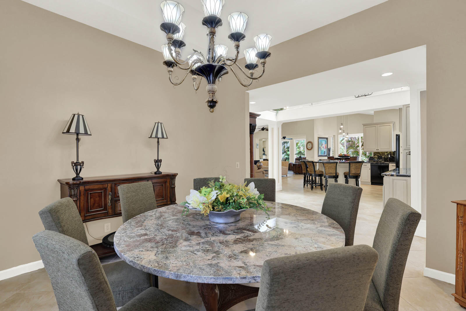 4084 SW Gleneagle Circle