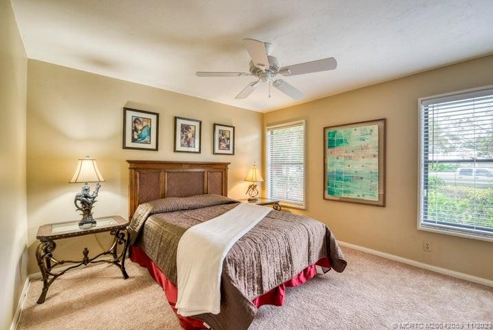 4781 SW Parkgate Blvd