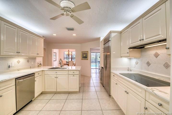 4781 SW Parkgate Blvd