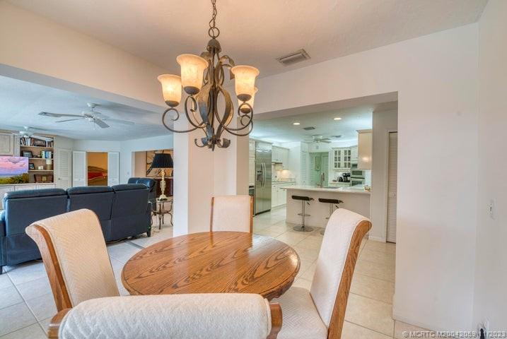 4781 SW Parkgate Blvd