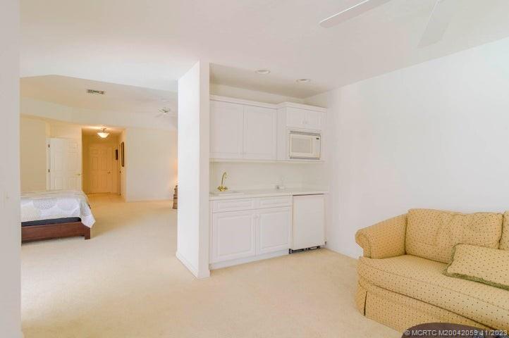 4781 SW Parkgate Blvd