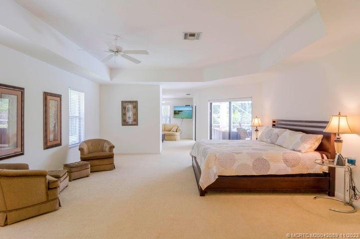 4781 SW Parkgate Blvd