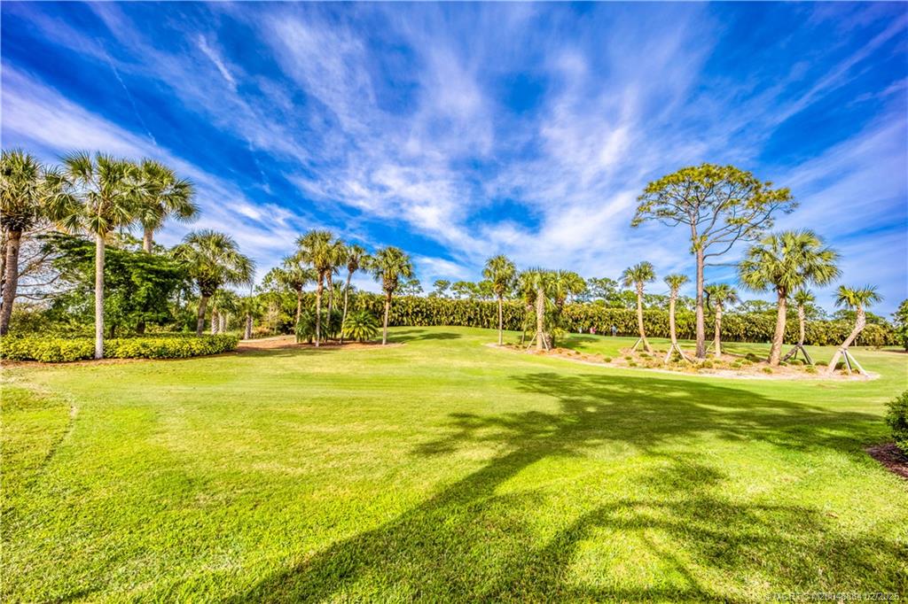 4174 SW Gleneagle Circle