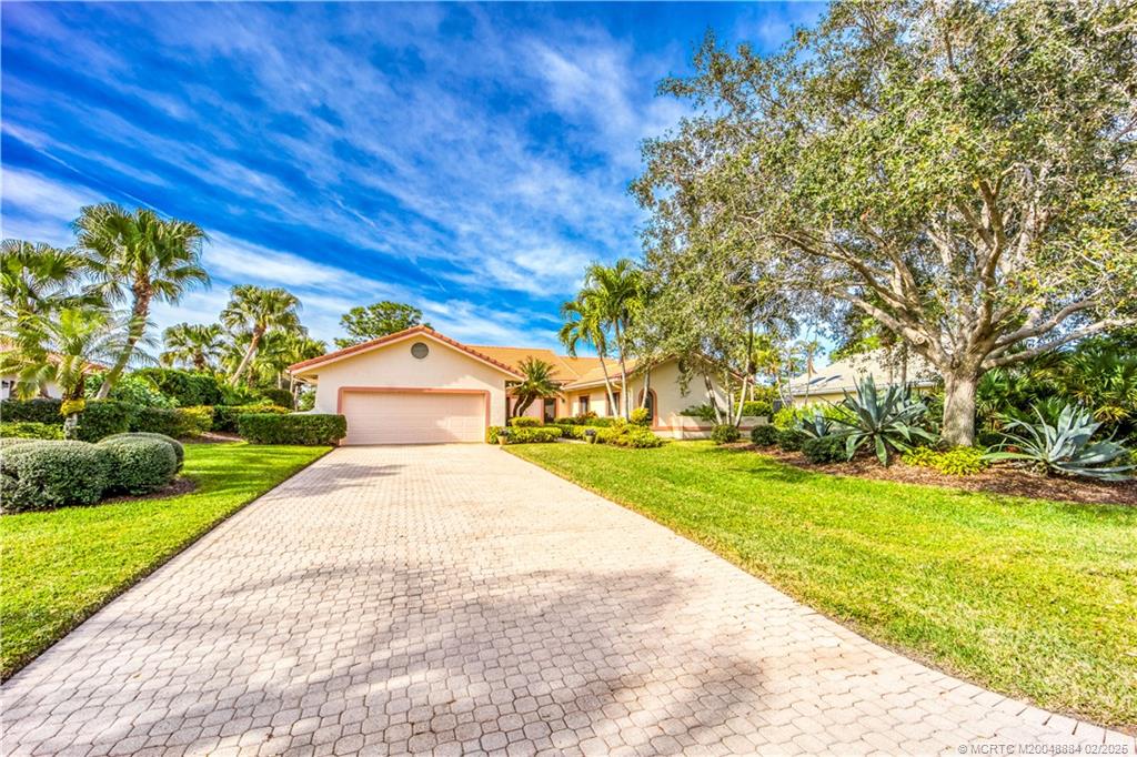 4174 SW Gleneagle Circle