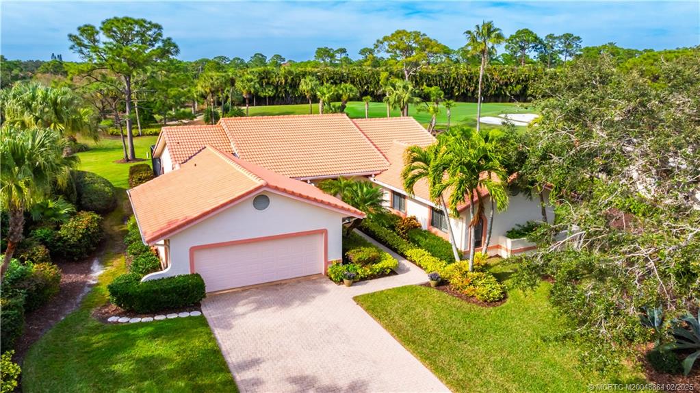 4174 SW Gleneagle Circle