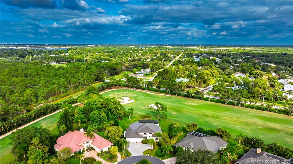 4104 SW Gleneagle Circle