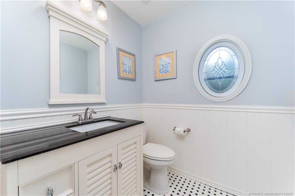 4104 SW Gleneagle Circle