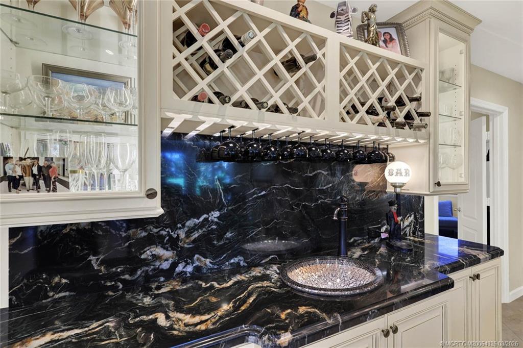 4084 SW Gleneagle Circle