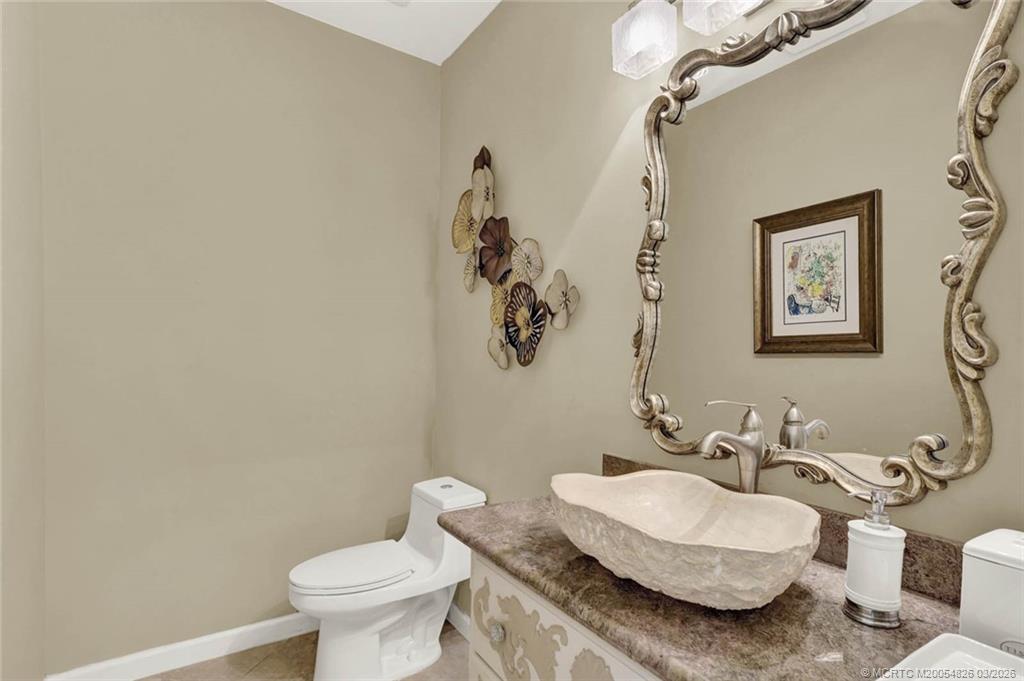 4084 SW Gleneagle Circle