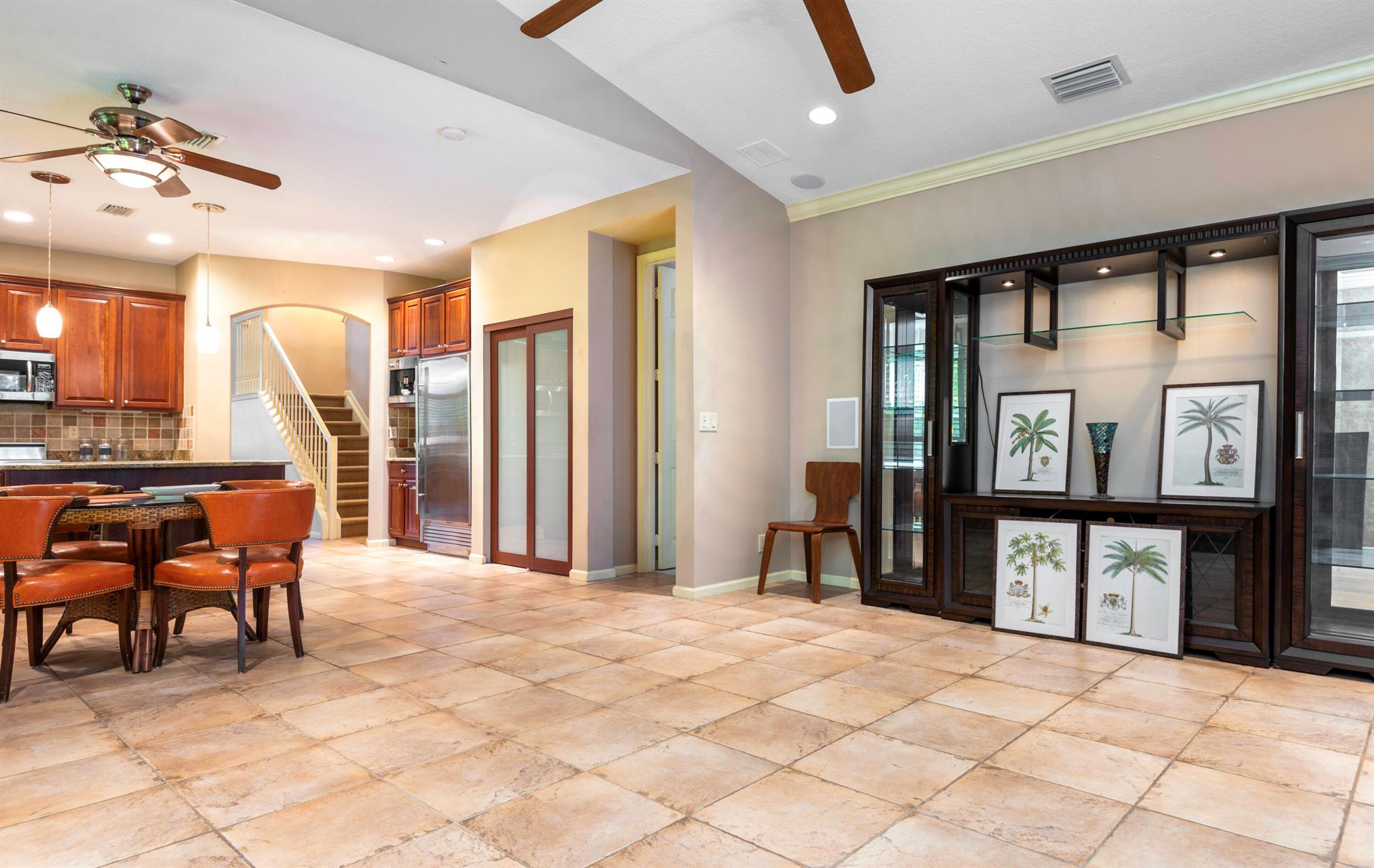 258 NW Red Cedar Street