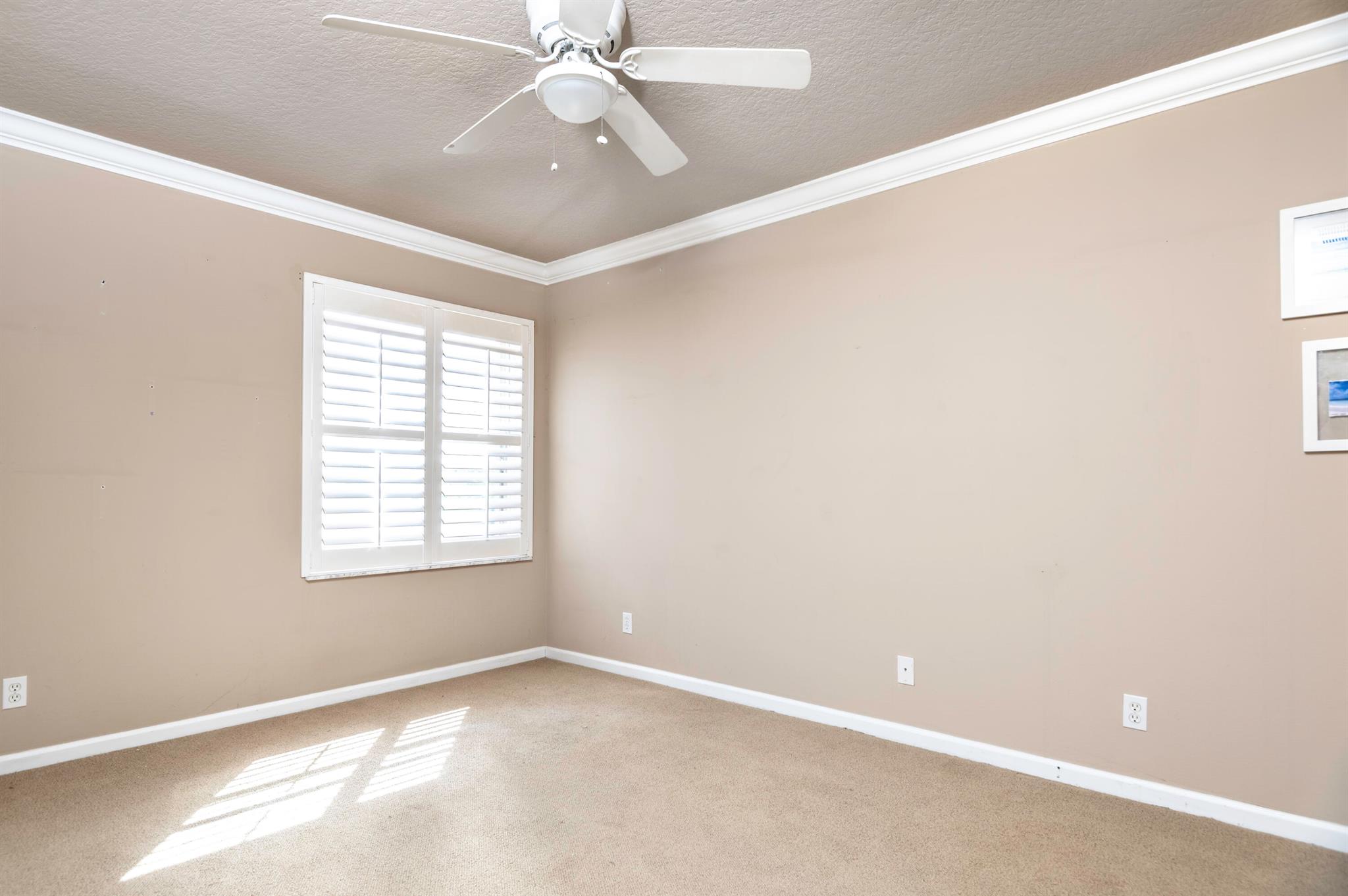 258 NW Red Cedar Street