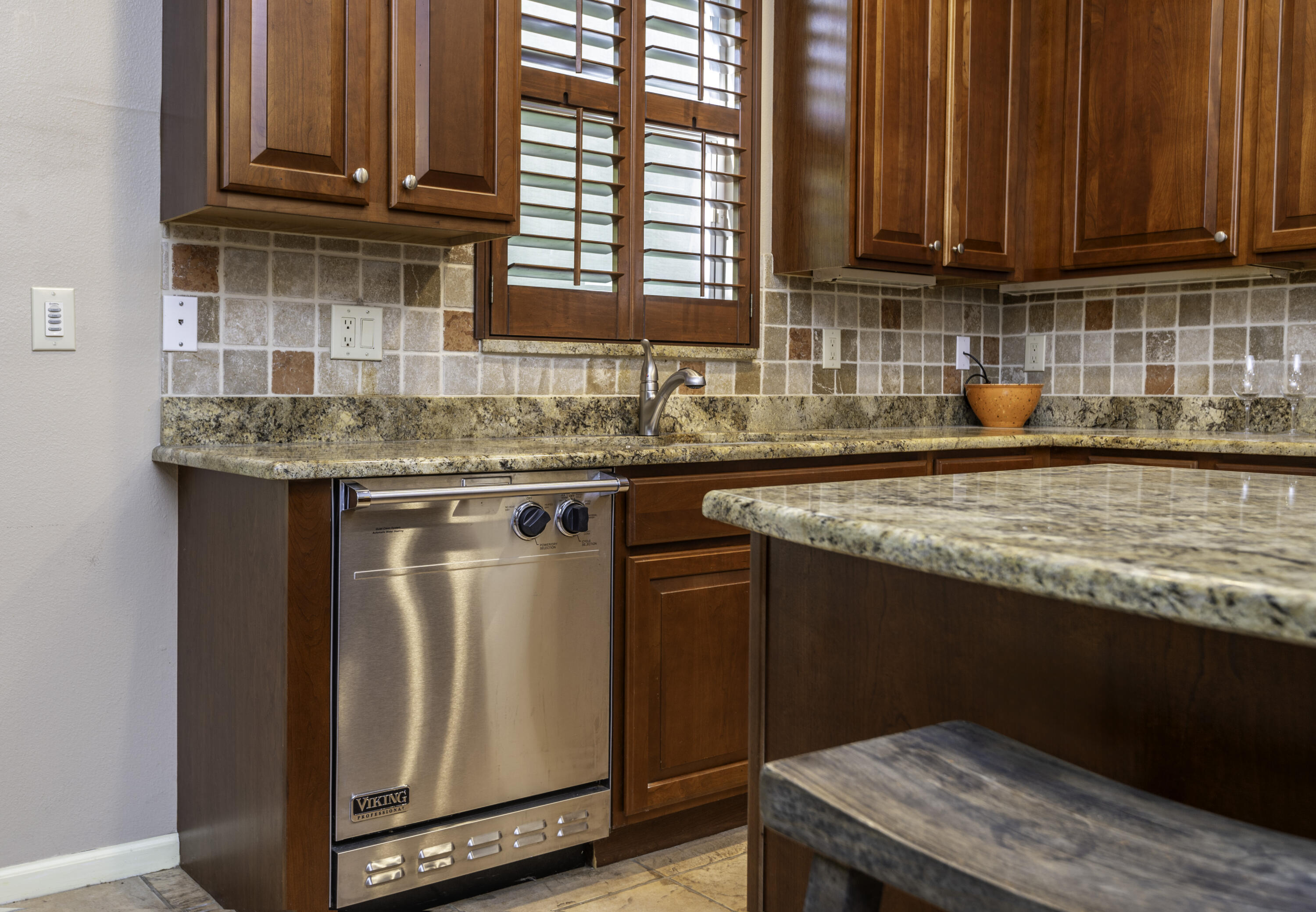 258 NW Red Cedar Street