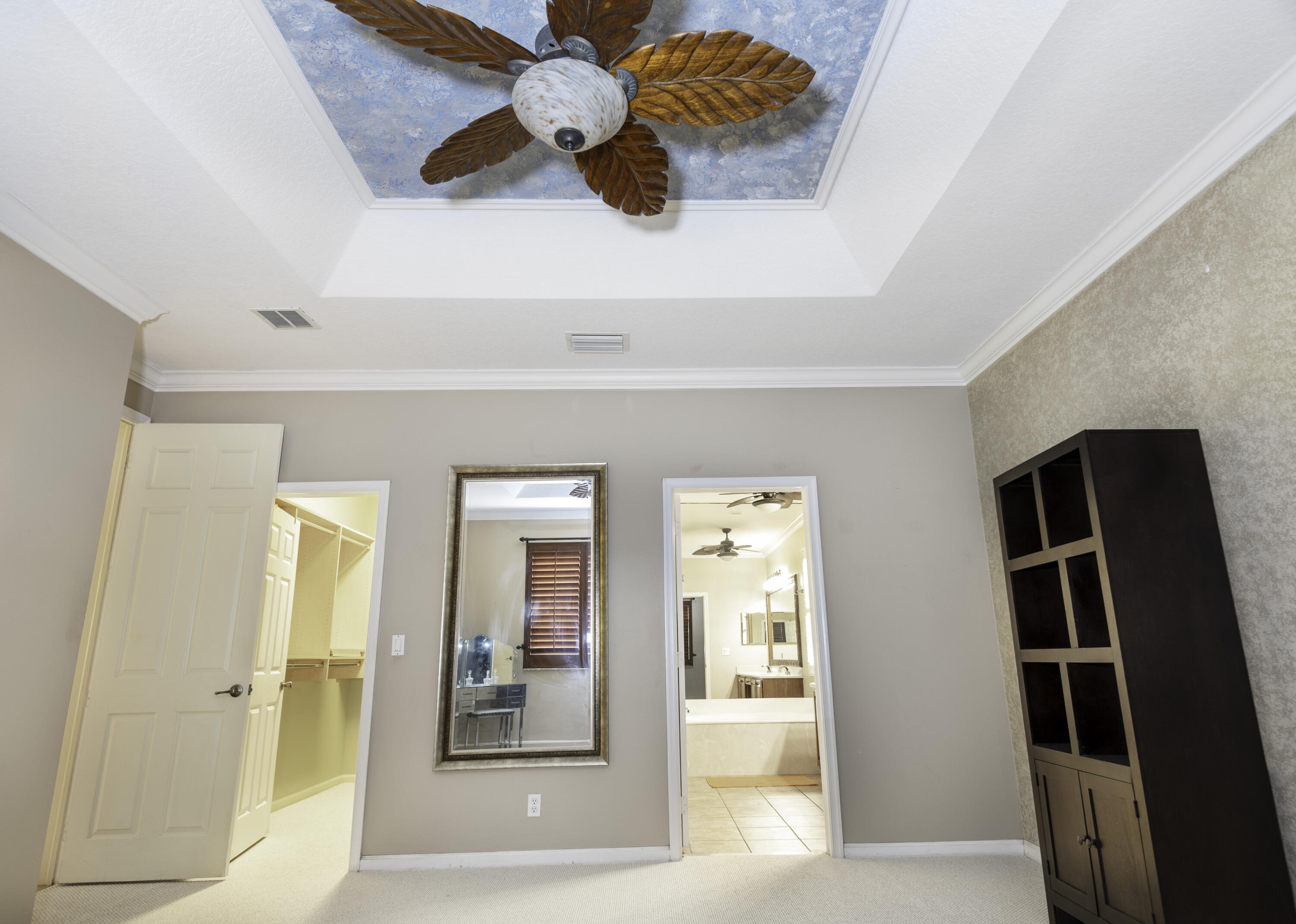 258 NW Red Cedar Street