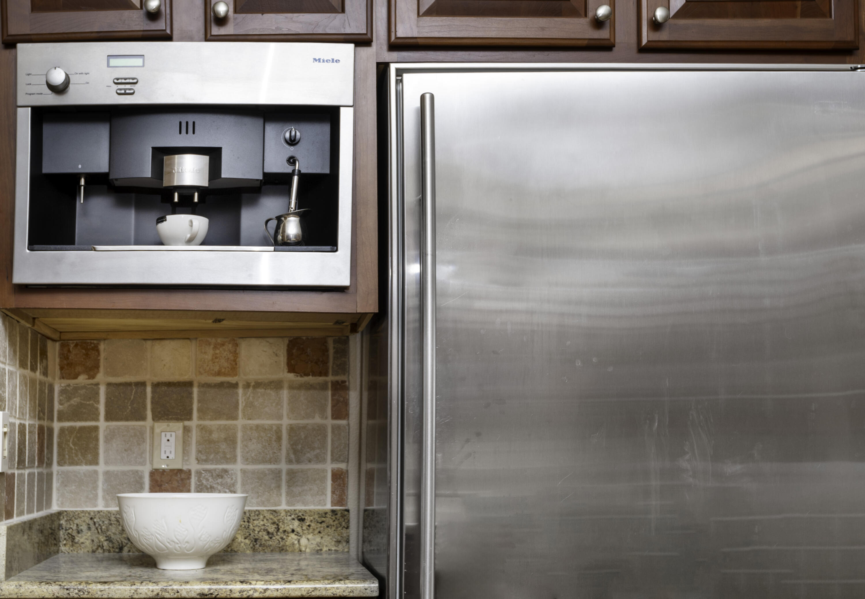 258 NW Red Cedar Street