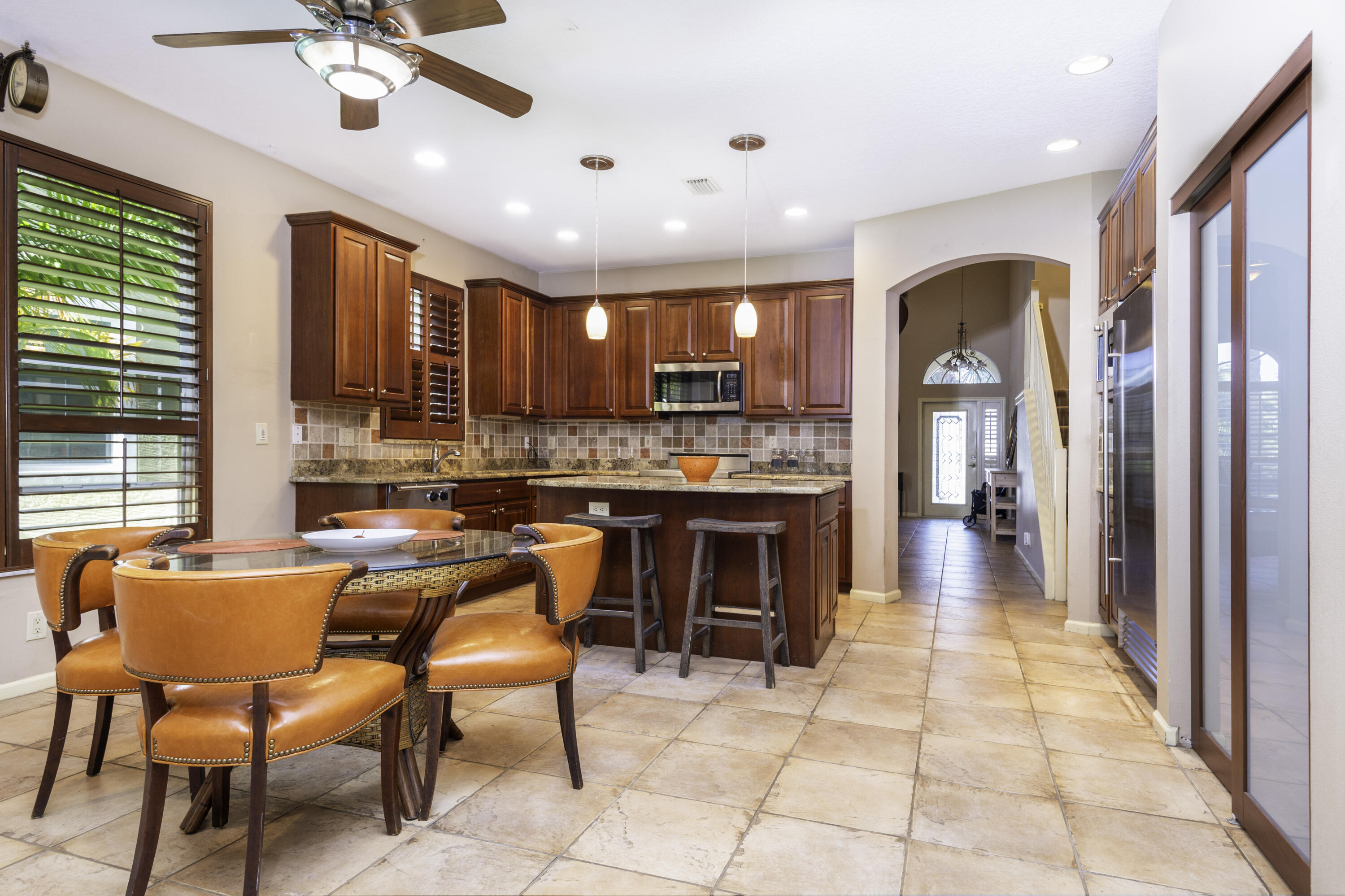 258 NW Red Cedar Street