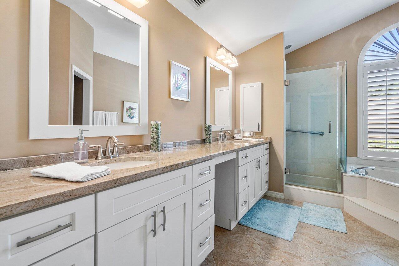 4193 SW Gleneagle Circle