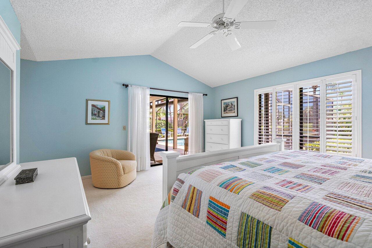 4193 SW Gleneagle Circle