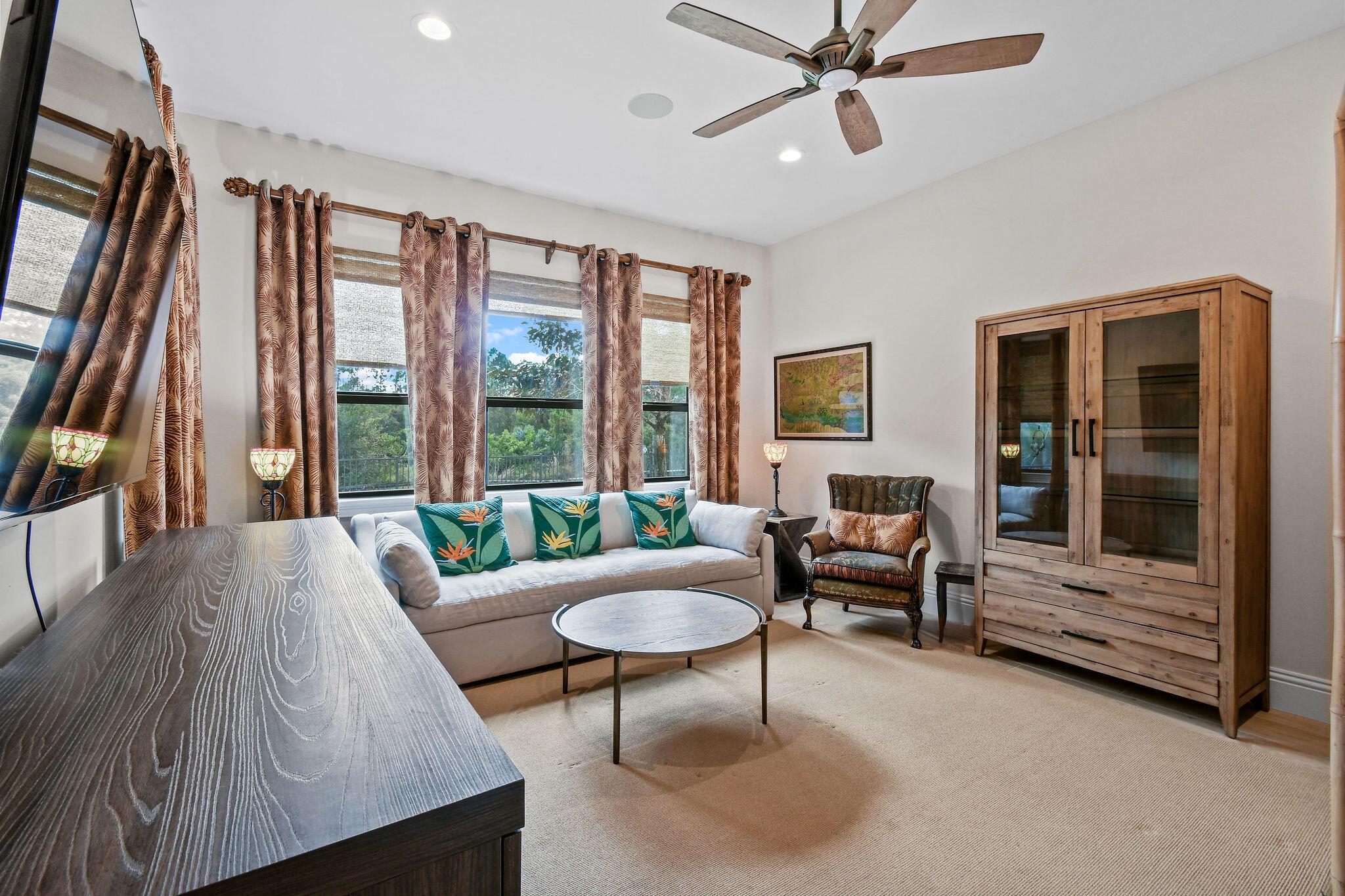 847 SW Winston Avenue