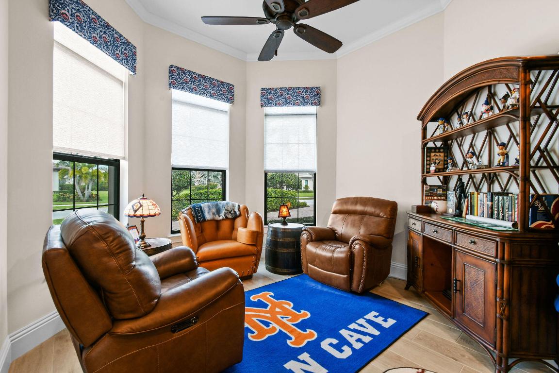 847 SW Winston Avenue