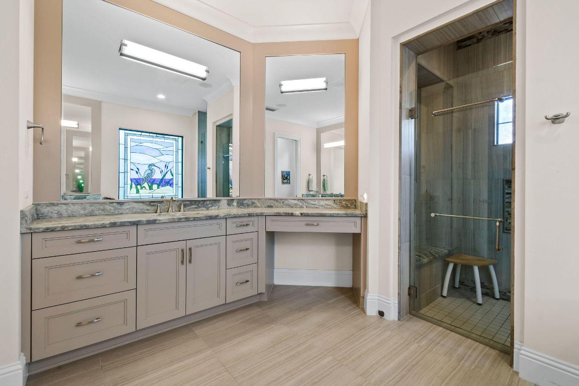 847 SW Winston Avenue