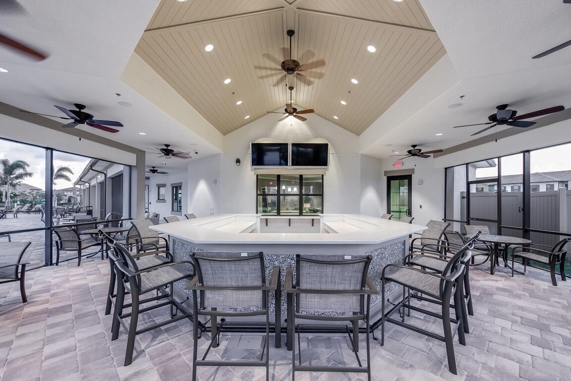 10211 SW Highpointe Drive Renown 283