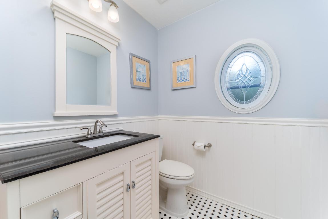 4104 SW Gleneagle Circle