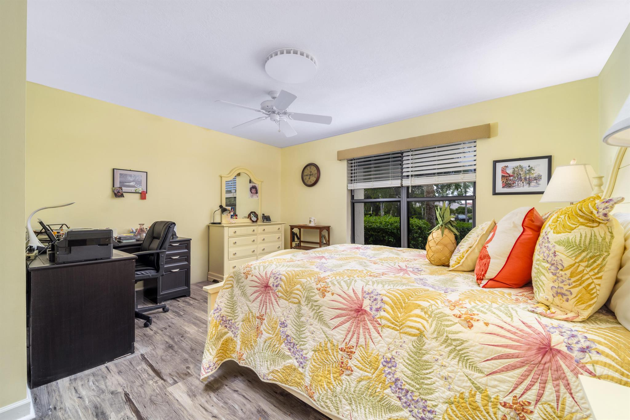 4104 SW Gleneagle Circle