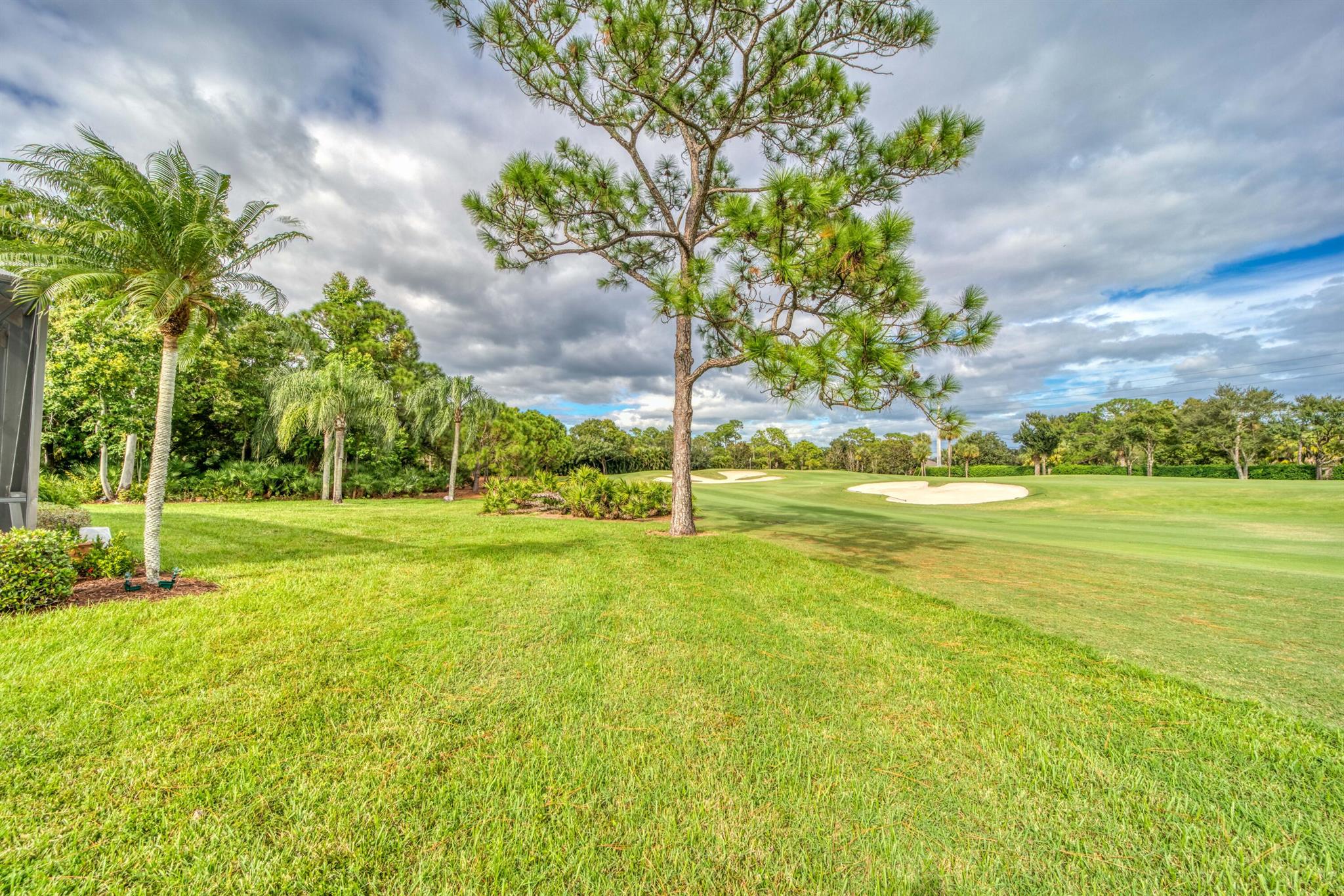 4104 SW Gleneagle Circle