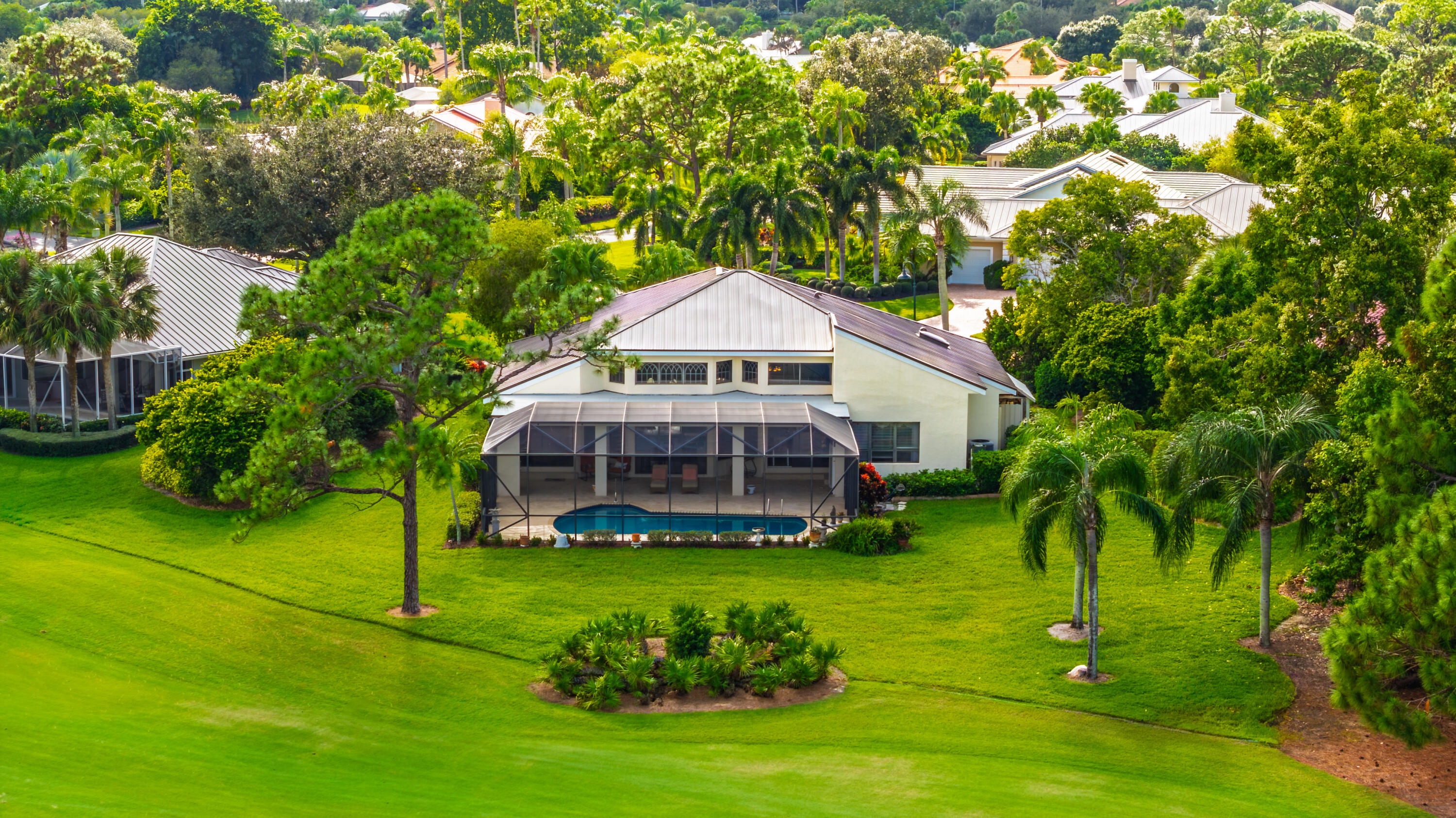 4104 SW Gleneagle Circle