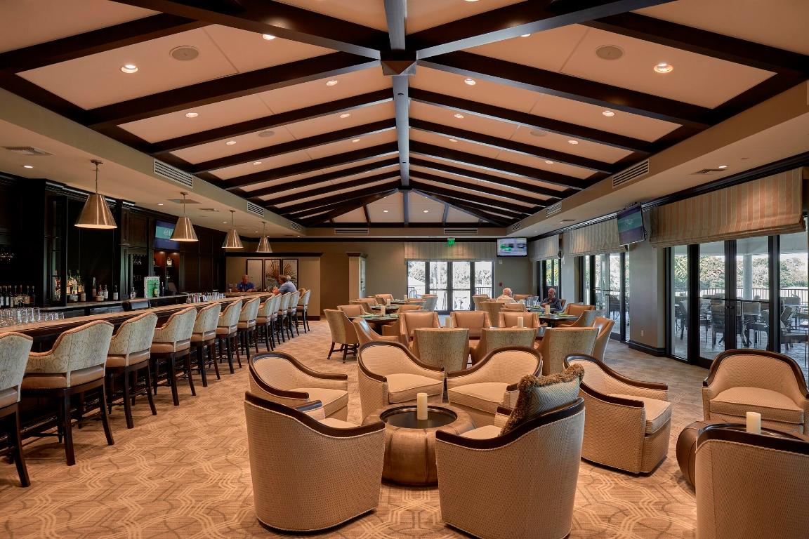 4104 SW Gleneagle Circle