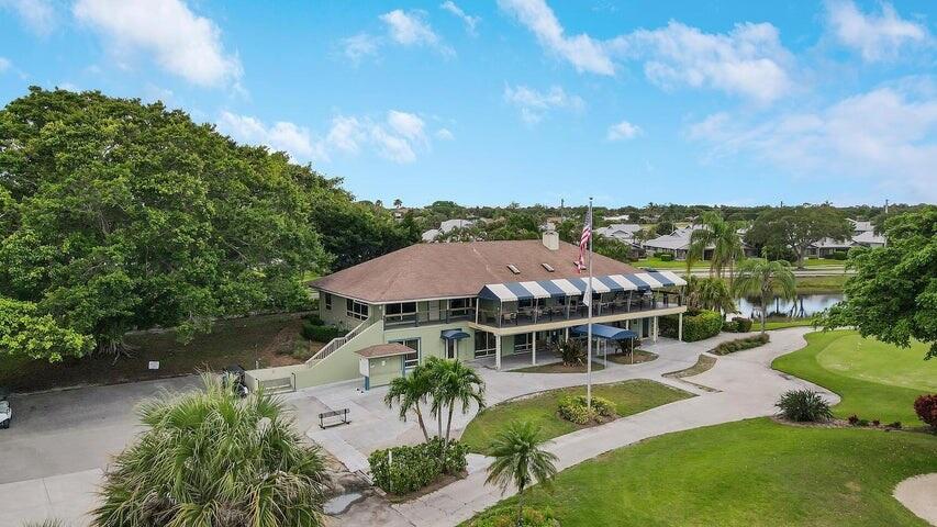 6333 SE Williamsburg Drive 204