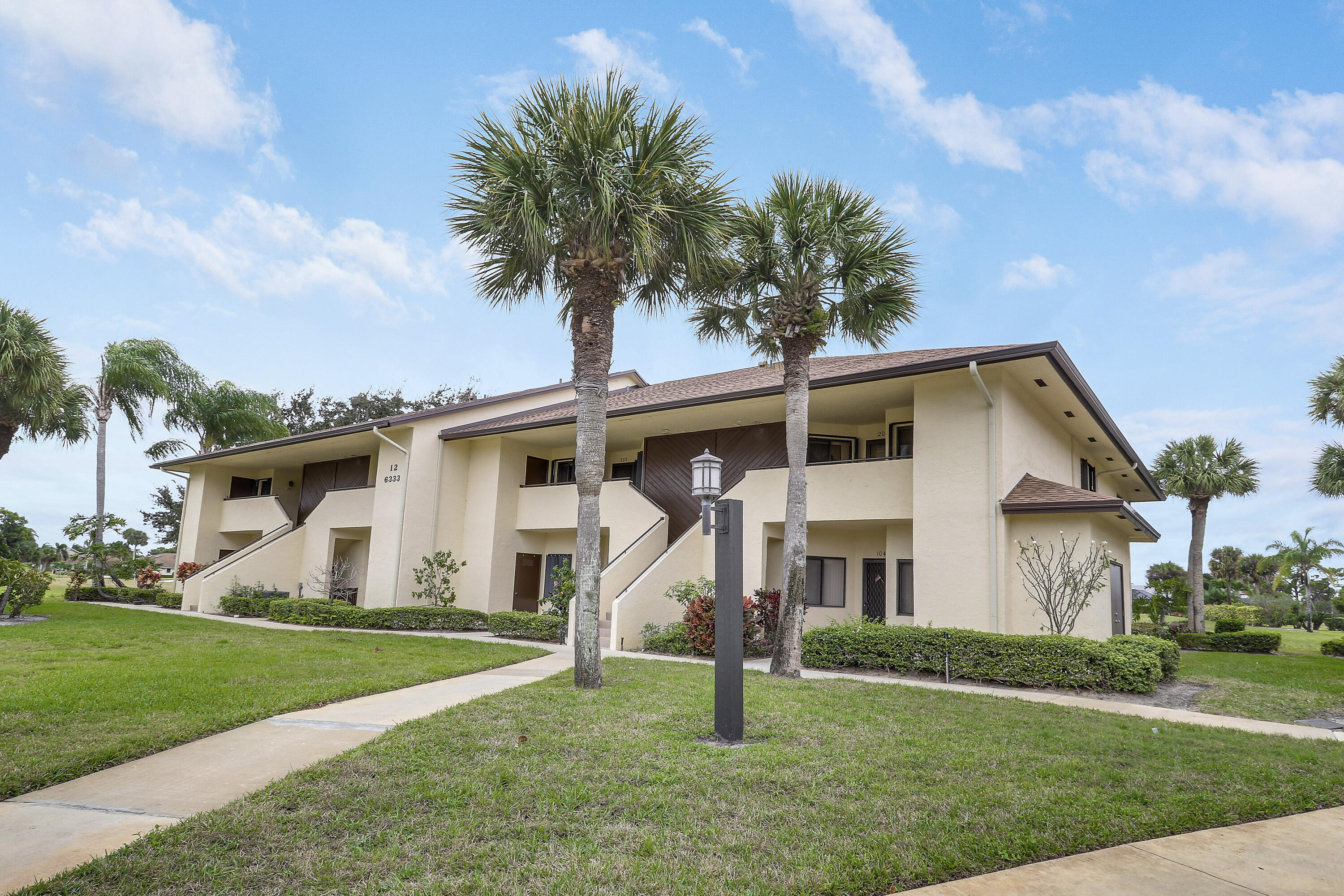 6333 SE Williamsburg Drive 204