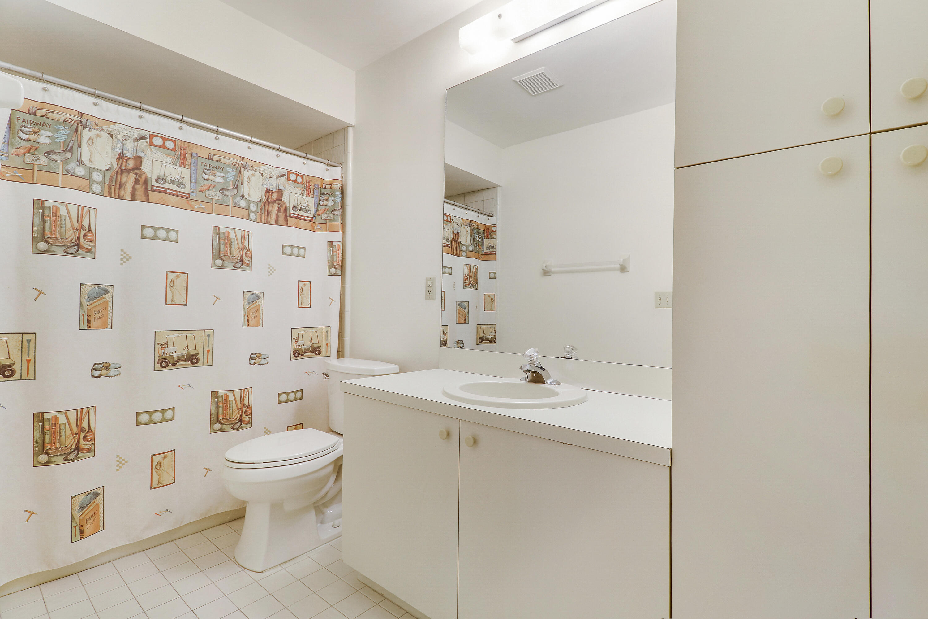 6333 SE Williamsburg Drive 204