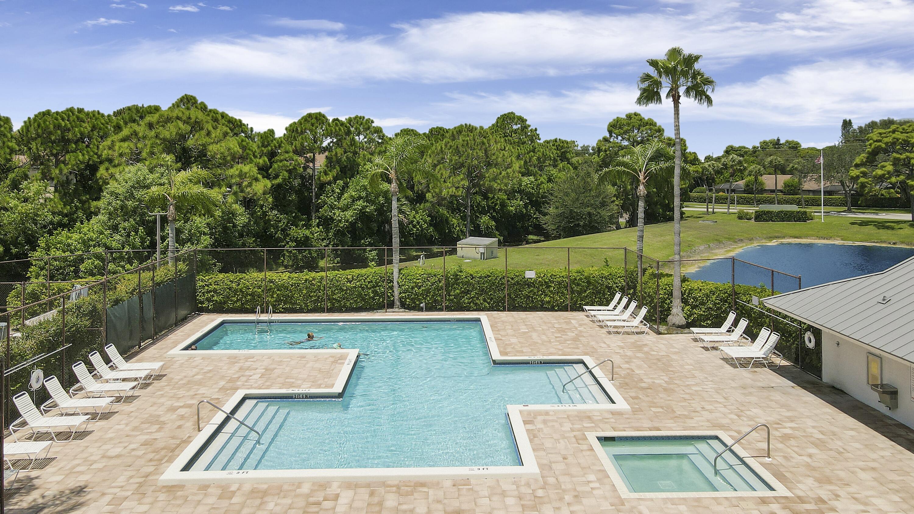 6333 SE Williamsburg Drive 204