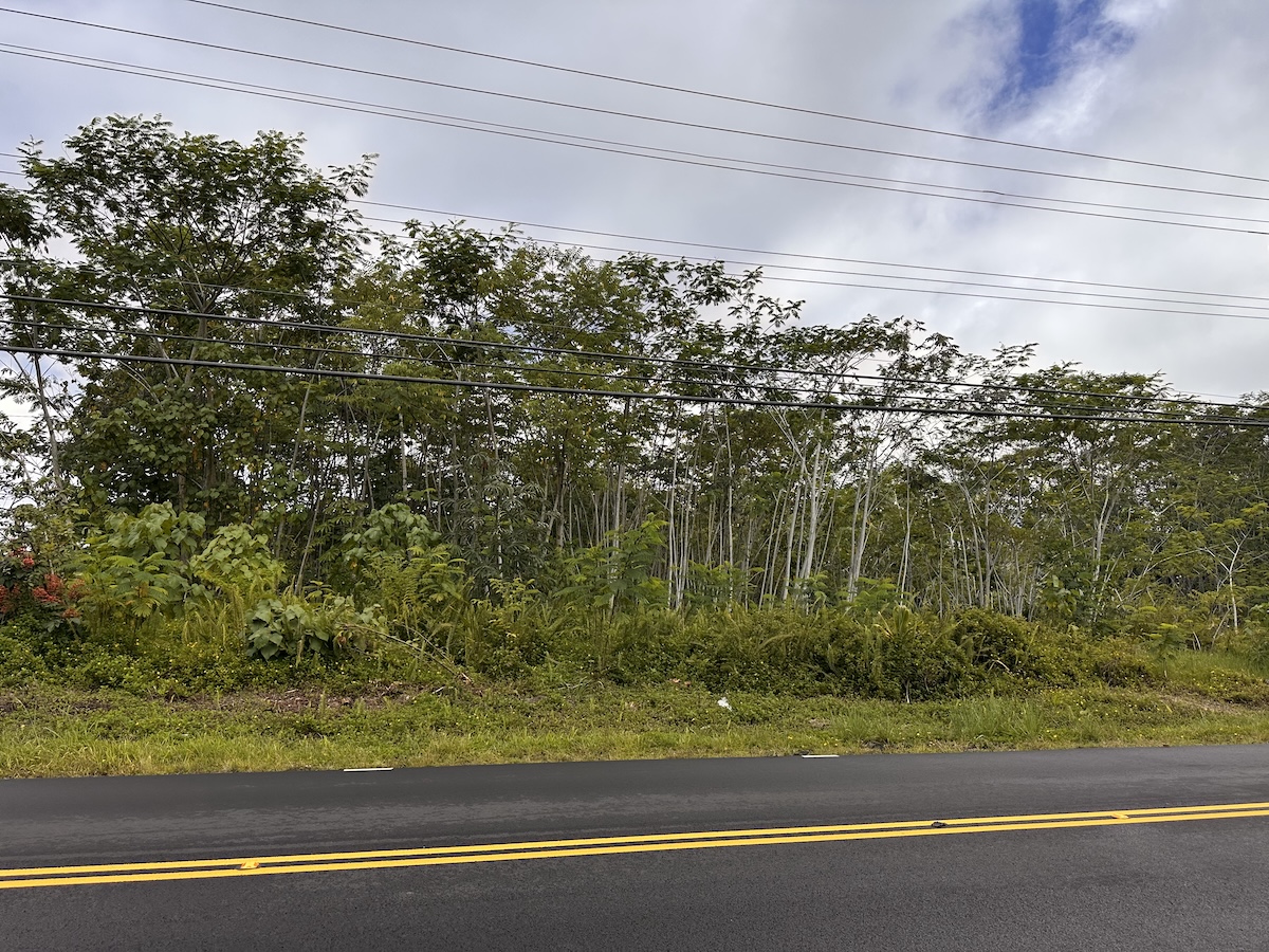 KAHAKAI BLVD