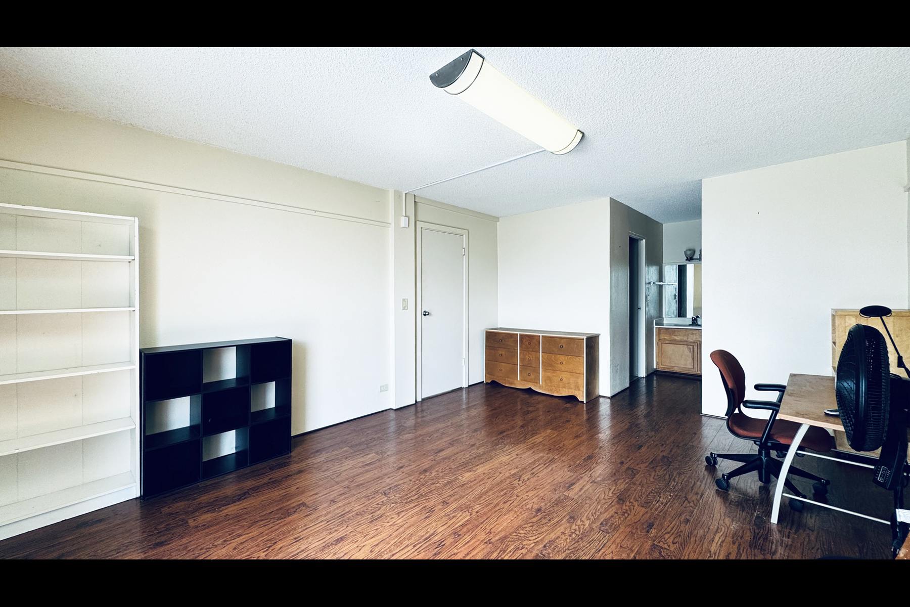 101 LAGOON CENTRE 421