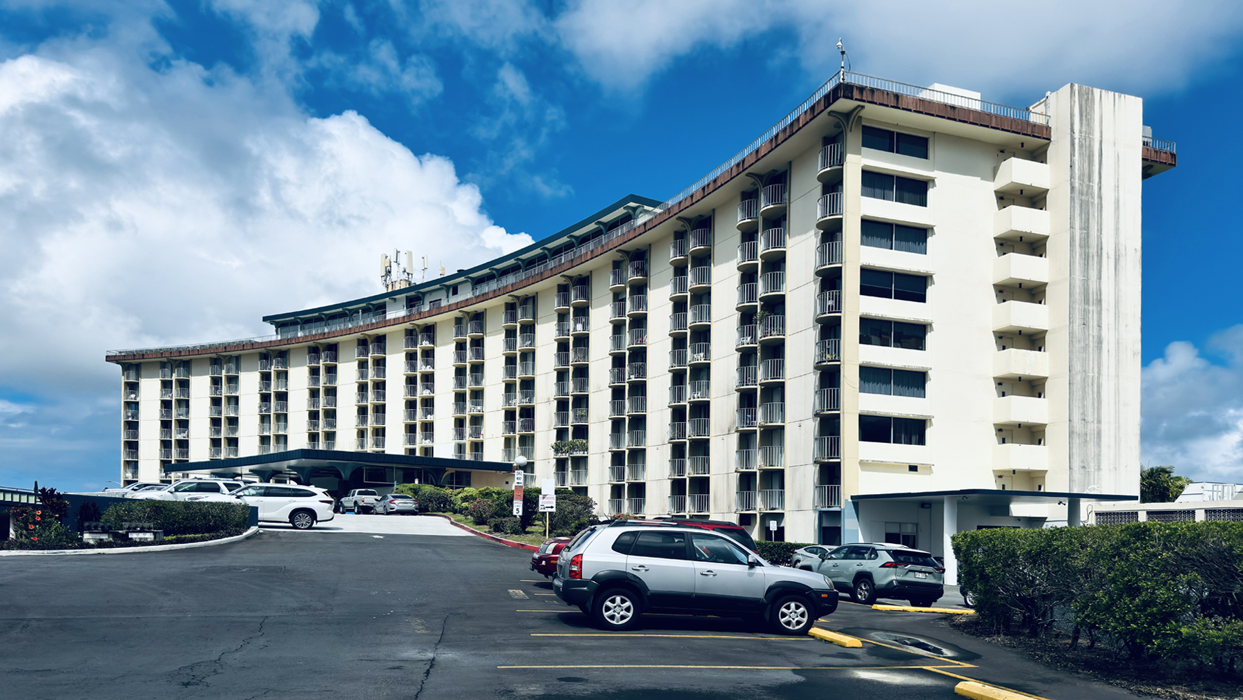 101 LAGOON CENTRE 421