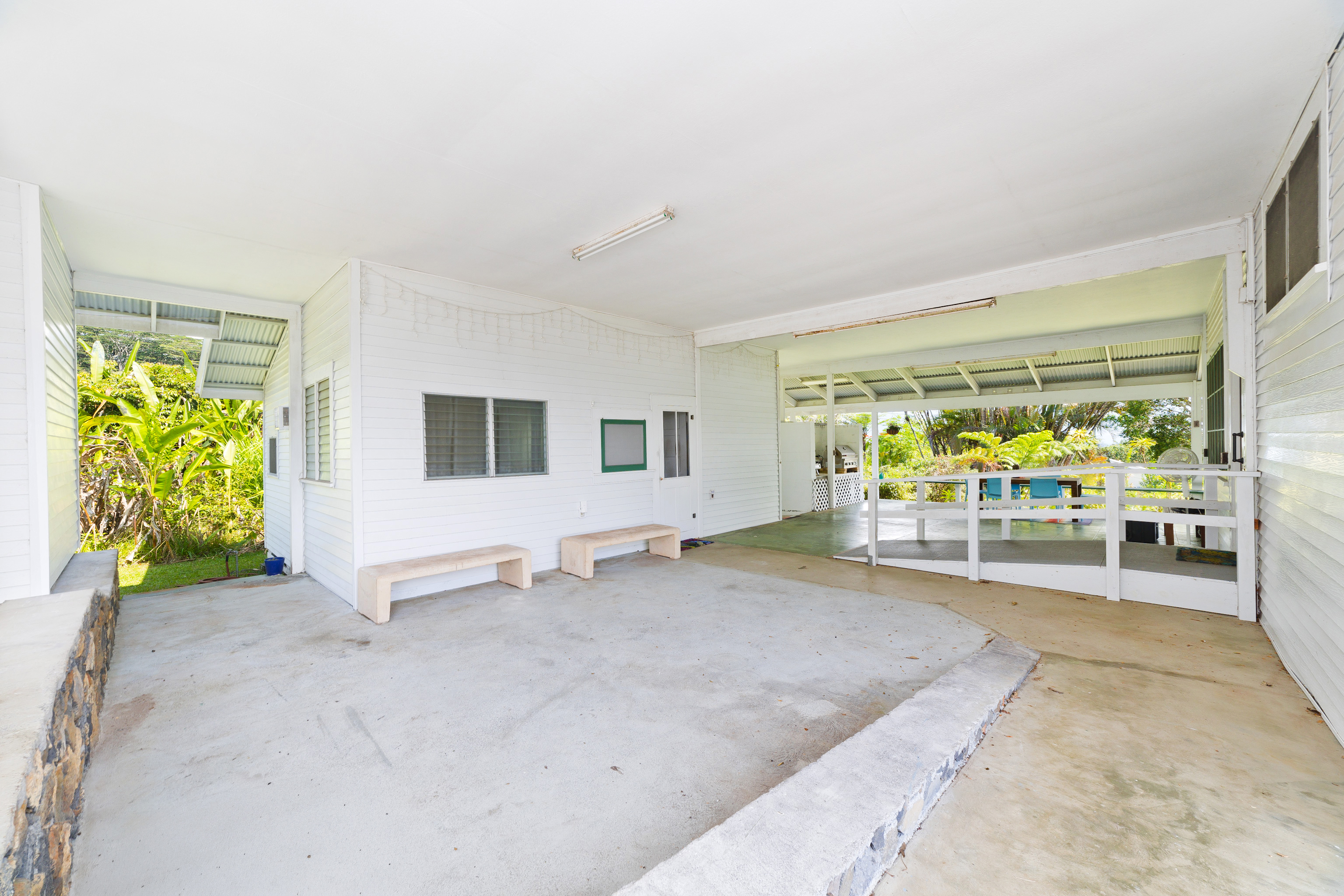 1706 WAIANUENUE AVE