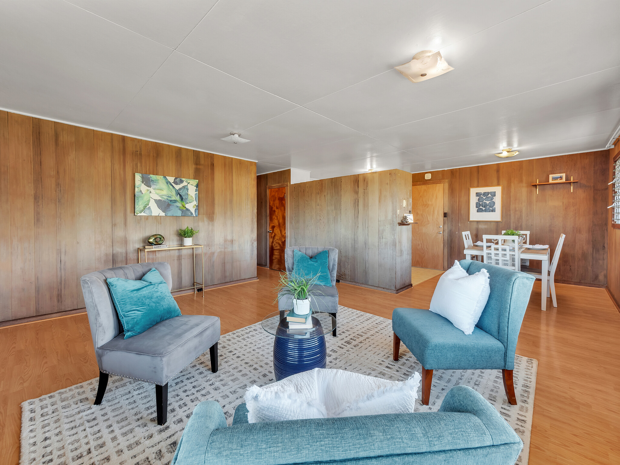 27 ULUWAI ST