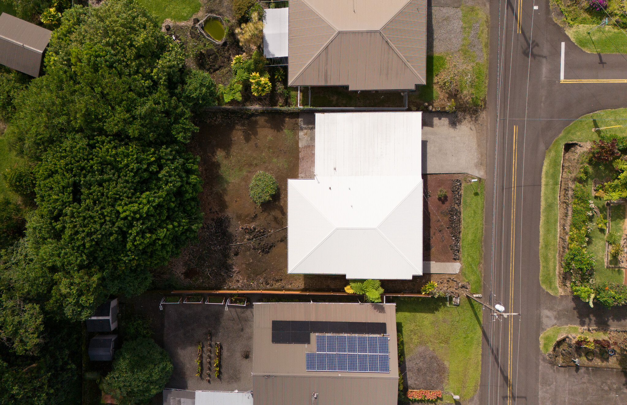 27 ULUWAI ST
